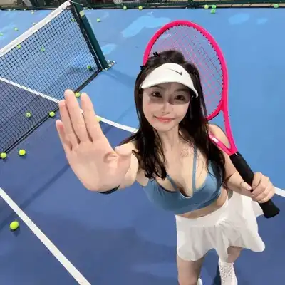 曹雅